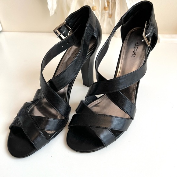 Alfani  Women Black LeatherStrap Sandals - Picture 1 of 10